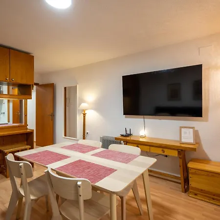 Apartment Apartamento En La Plaza Impala 3e *